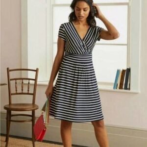 Boden Lola Jersey Dress Black White Stripes Size 2 EUC